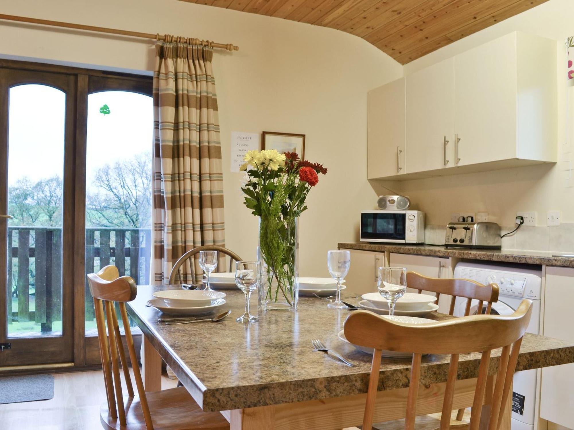 Woodside Lodge - Hw7520 Penybont Esterno foto